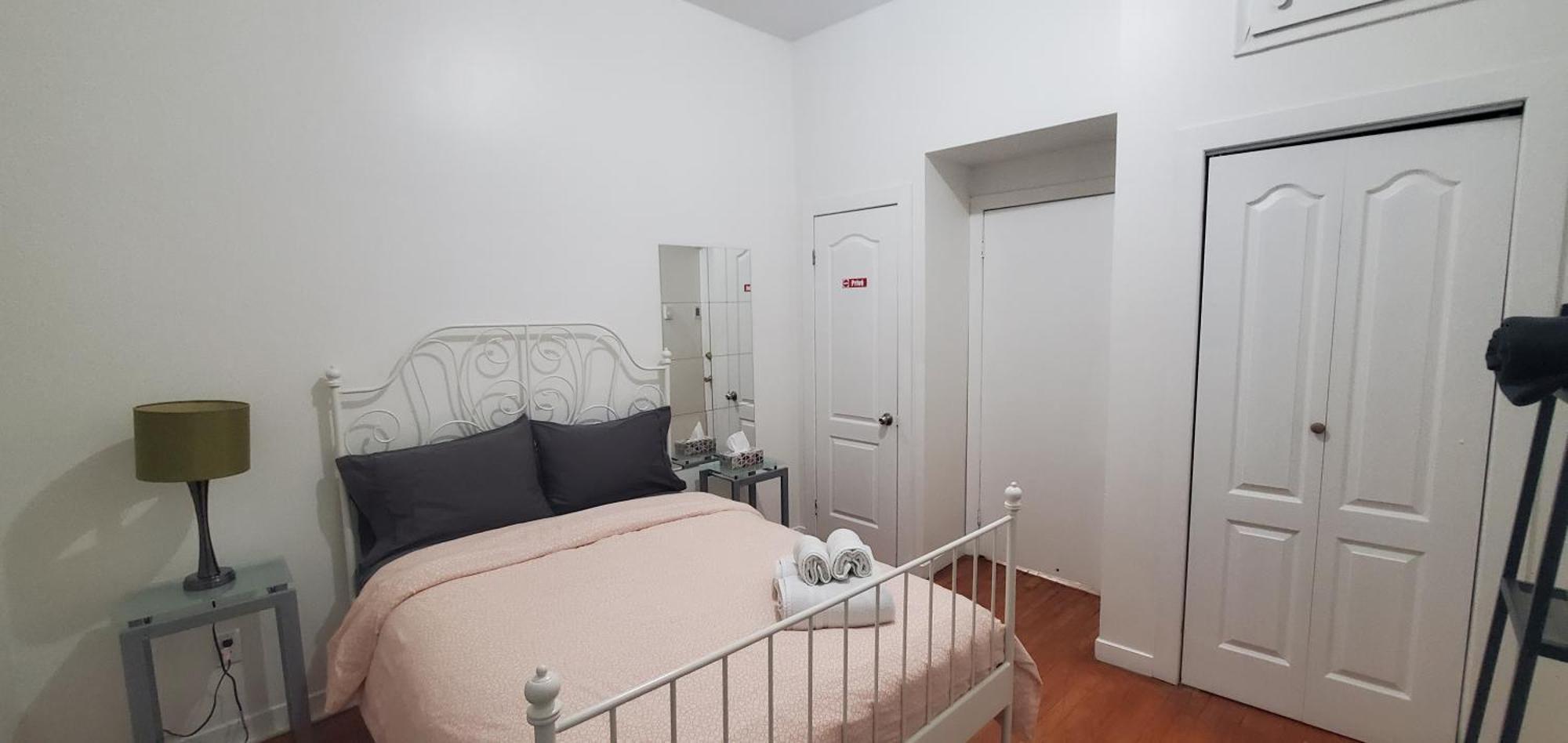 Heart Of Mtr For Memorable Experience 7Minmetro 2 Backyard Fully Equipped Villa Montreal Exterior photo